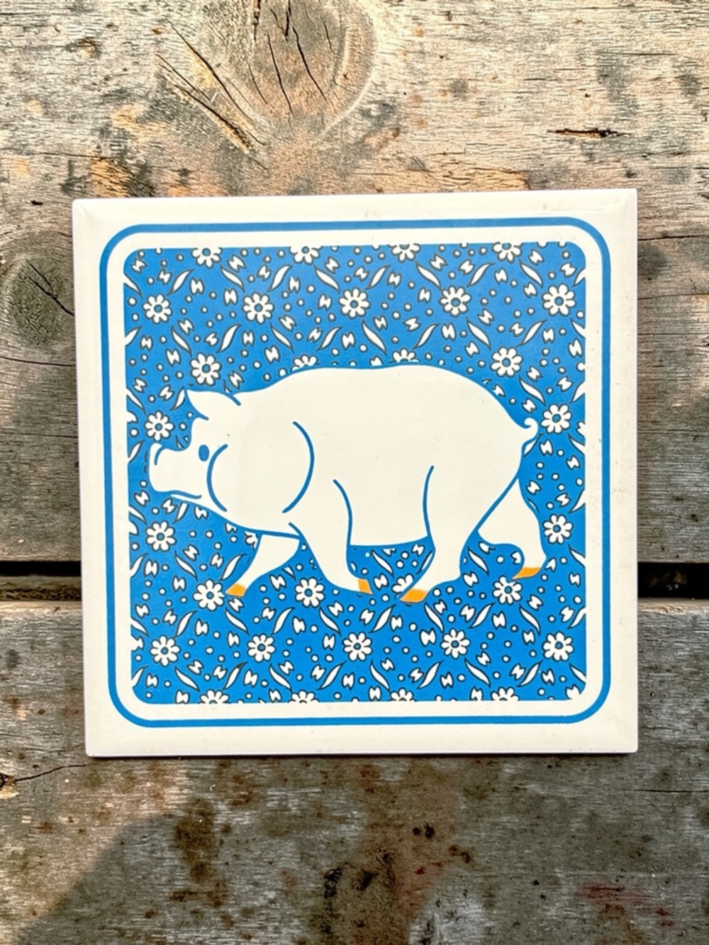Vintage Ceramic Tile Trivet W/ Pig & Blue White Floral Design Coaster Hot Pad